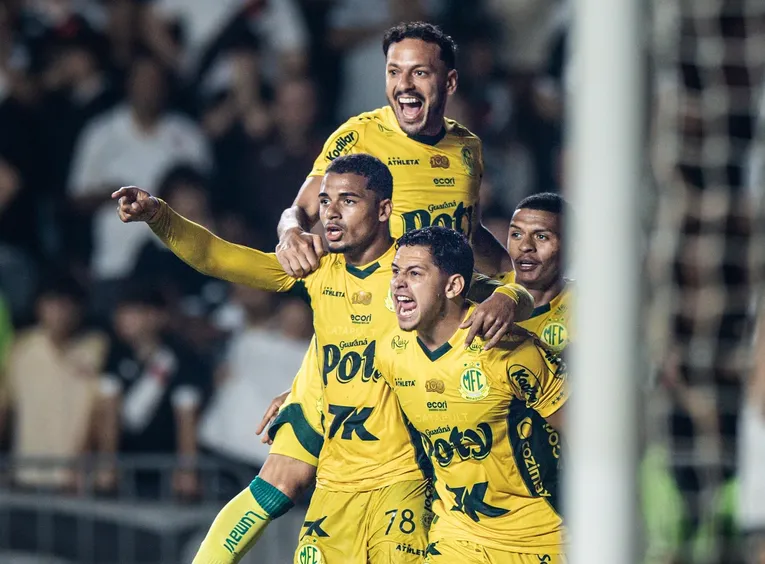 Mirassol vence Vasco, assegura 4º lugar no Brasileirão e ingressa direto na Libertadores de 2026
