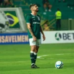 Náutico apresenta proposta para contratar Rafael Gava, meia do Goiás