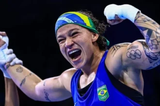 Bia Ferreira coloca cinturão dos leves da FIB em jogo pela quarta vez em Mônaco