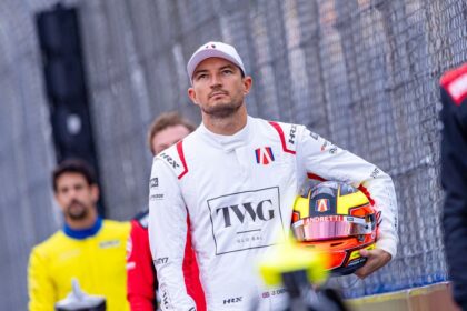 Dennis vence ePrix de São Paulo marcado por acidente de Martí; Drugovich cai de 5º para 12º após punição
