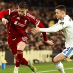 Liverpool perde vantagem nos acréscimos e empata com Leeds pela Premier League