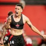 Gol de Baralhas sela permanência do Vitória na elite e volante destaca força coletiva