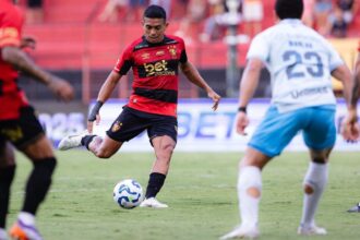 Igor Cariús admite sondagens, mas diz que permanência no Sport dependerá do novo presidente