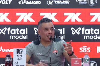 Jair Ventura comemora permanência do Vitória na Série A e define partida como “dia mágico”