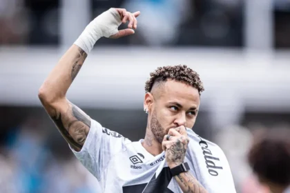 Presente de Ano Novo: Santos anuncia renovação de Neymar até o fim de 2026