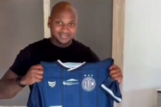 Confiança confirma chegada do atacante Sassá para a temporada 2026