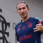 Flamengo de Filipe Luís tenta superar marca da era Zico com possível terceira taça em 19 dias