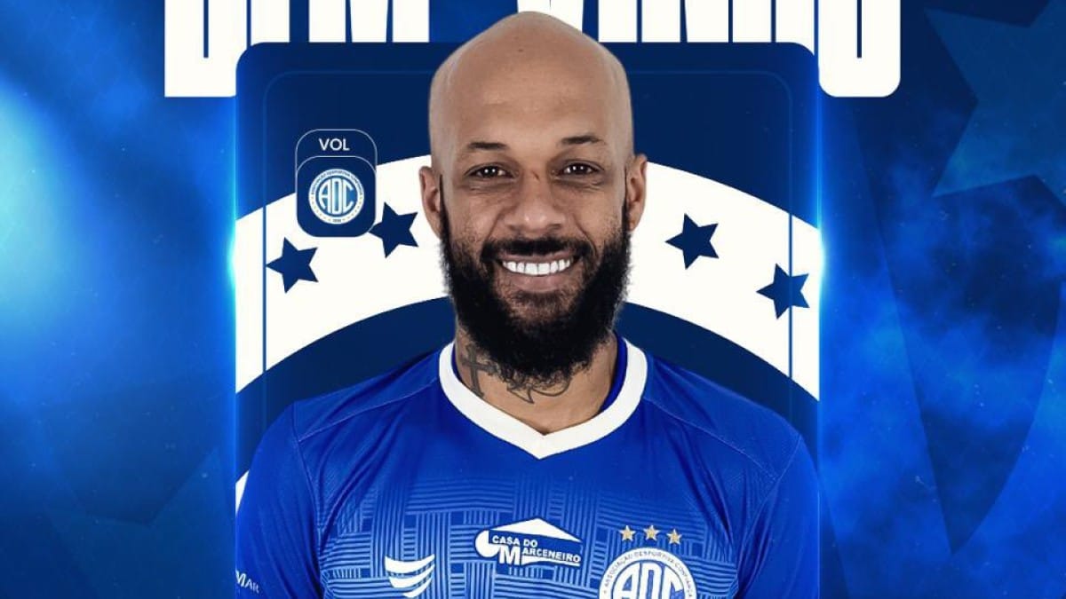 Confiança anuncia contratação do volante Bruno Silva, de 39 anos