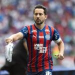Bahia estende contrato de Everton Ribeiro até dezembro de 2026
