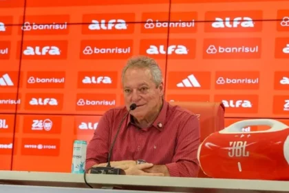 Abel Braga operou o coração 15 dias antes de assumir o Inter e evitar queda para a Série B