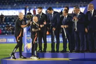 Conmebol entrega Sul-Americana à TNT e tira torneio da TV aberta a partir de 2027