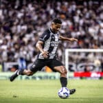 Bahia acerta detalhes para contratar o lateral Fabiano Souza