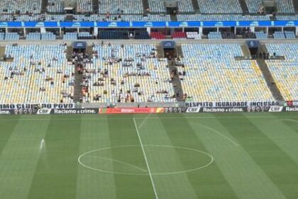 Fluminense impede faixa do Vasco com referência a racismo antes da semifinal da Copa do Brasil