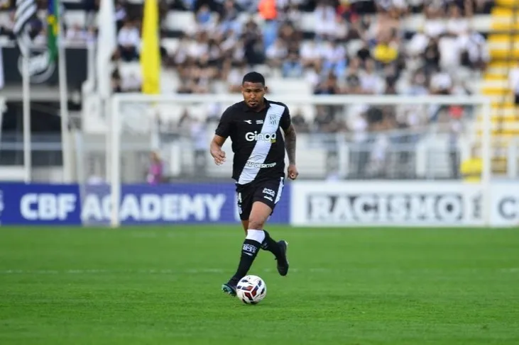 Náutico anuncia contratação do zagueiro Wanderson, ex-Ponte Preta