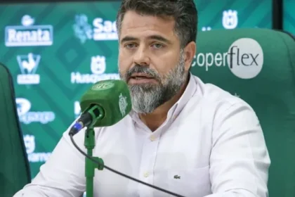 Rômulo Amaro afirma participar de contratações e anuncia profissional para monitorar sono dos atletas do Guarani