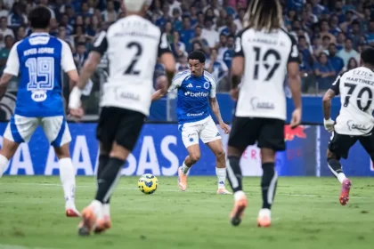 Corinthians e Vasco tentam confirmar vaga na final da Copa do Brasil