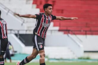 Santa Cruz completa 12 anos sem troféus na base e vê SAF como caminho para retomar conquistas