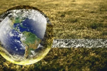 Futebol busca reduzir pegada ambiental com estádios solares, transporte coletivo e reciclagem
