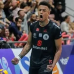 Ponteiro do Guarulhos registra boletim de ocorrência por injúria racial após partida da Superliga