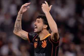 Gustavo Henrique brilha nos pênaltis e leva Corinthians à segunda final de Copa do Brasil