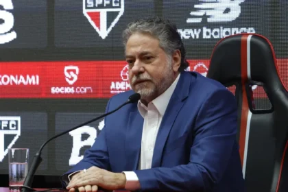 Áudio sobre aluguel de camarote agrava crise interna e pressiona gestão Casares no São Paulo