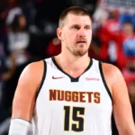 Jokic garante triunfo dos Nuggets na prorrogação e alcança 12º triple-double na temporada