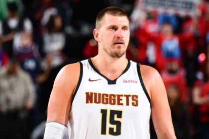 Jokic garante triunfo dos Nuggets na prorrogação e alcança 12º triple-double na temporada