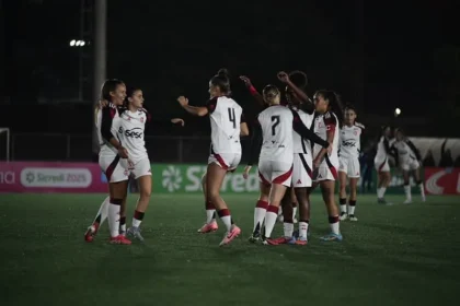 Grêmio e Flamengo garantem vaga na final da Copinha Feminina