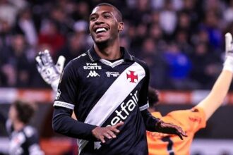Rayan lamenta gol anulado e confia em vitória do Vasco na decisão da Copa do Brasil