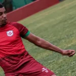 Portuguesa Santista contrata centroavante João Pedro para a Série A3 de 2026