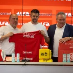 Inter apresenta Paulo Pezzolano, que exalta elenco e mira time intenso em 2025