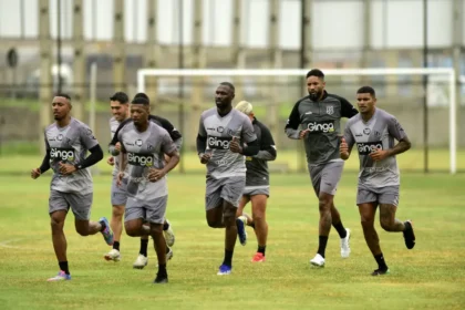Ponte Preta: jogadores deflagram greve após novos atrasos salariais