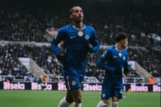 Chelsea reage na etapa final e arranca empate com o Newcastle pela Premier League