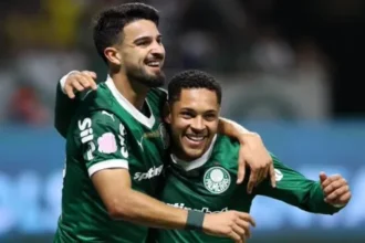Palmeiras rejeita propostas e garante permanência de Flaco López e Vitor Roque até 2026
