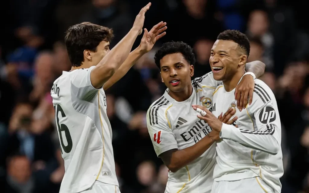 Mbappé marca, iguala recorde de Cristiano Ronaldo e garante vitória do Real Madrid sobre o Sevilla