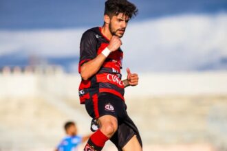 Santa Cruz confirma chegada do atacante Matheus Régis para a temporada 2026