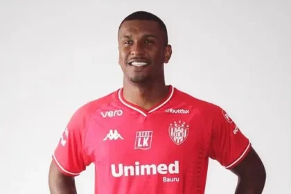 Ferroviária encaminha contratação do lateral Felipe Rodrigues para a Série A2 de 2026
