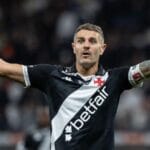 Vegetti encerra temporada 2025 como maior artilheiro do futebol brasileiro