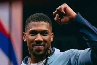 Anthony Joshua desembolsa US$ 44 milhões em impostos após nocautear Jake Paul