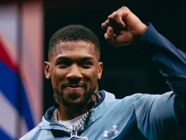 Anthony Joshua desembolsa US$ 44 milhões em impostos após nocautear Jake Paul