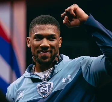 Anthony Joshua desembolsa US$ 44 milhões em impostos após nocautear Jake Paul