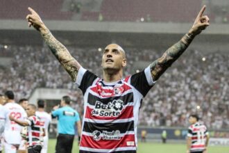 Santa Cruz confirma tendinite de Ariel e prevê retorno aos treinos na primeira semana de janeiro