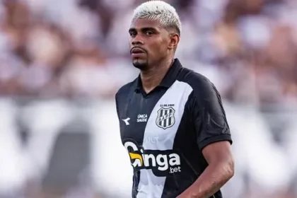 Náutico encaminha acerto com Luiz Felipe, meio-campista da Ponte Preta