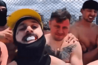 Jogadores do Warta Zawiercie gravam vídeo com gestos de arma em Belém e são acusados de xenofobia