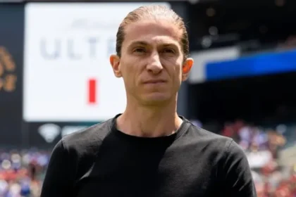 Flamengo e Filipe Luís travam negociação salarial a cinco dias do fim do contrato