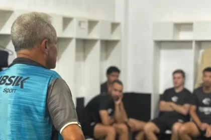 Comercial procura zagueiro, meia e atacante, mas esbarra em salários acima do teto
