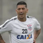Guarani negocia chegada do volante Ralf para o Paulistão 2025