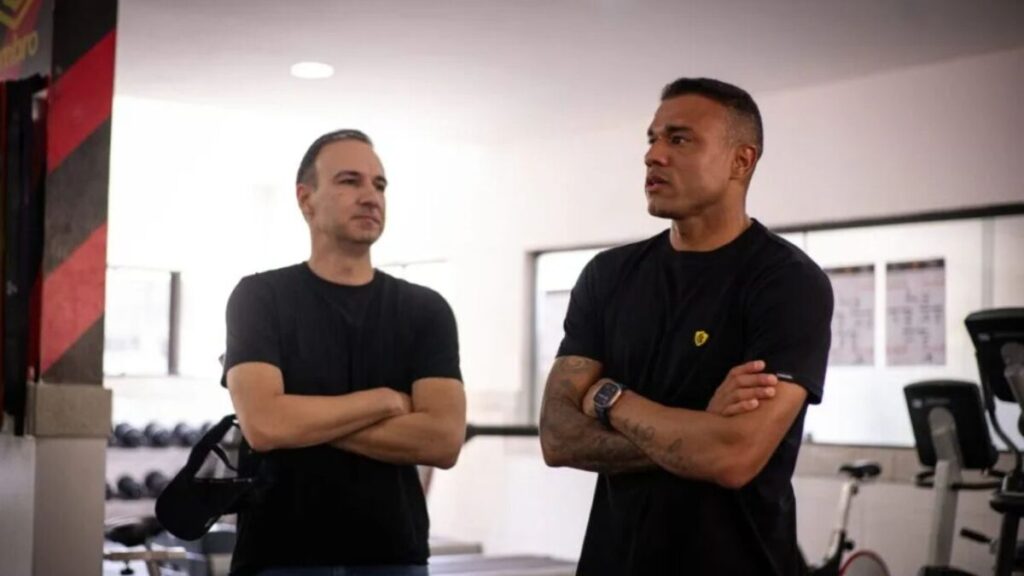 Roger Silva chega ao Recife e inicia trabalho à frente do Sport
