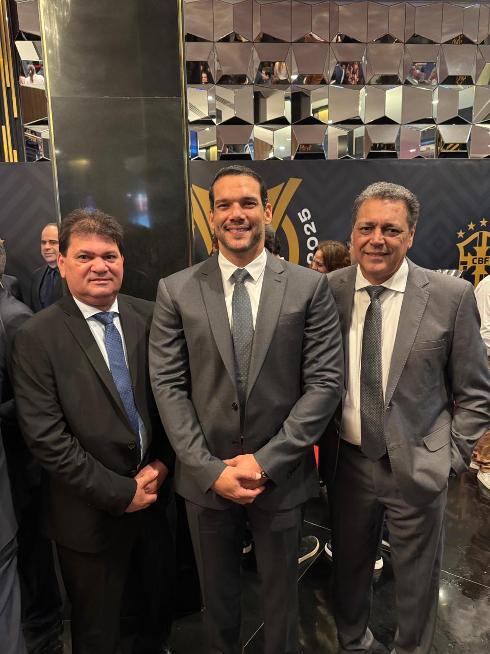 Presidente da FSF vai ao Rio, negocia parcerias e participa do prêmio Brasileirão 2025