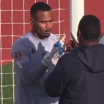 Goleiro do Sudão desmaia, volta ao jogo e garante vitória histórica na Copa Africana